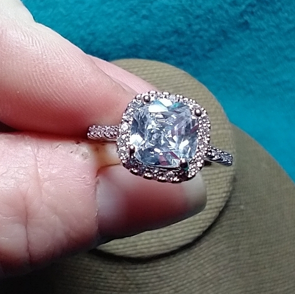 Fashion Jewelry Set - Silver Necklace, Earrings, and Ring CZ - Picture 6 of 7